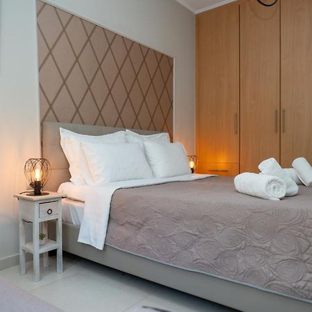 Mary'S Modern And Elegant Apartment Kalambaka Exterior photo